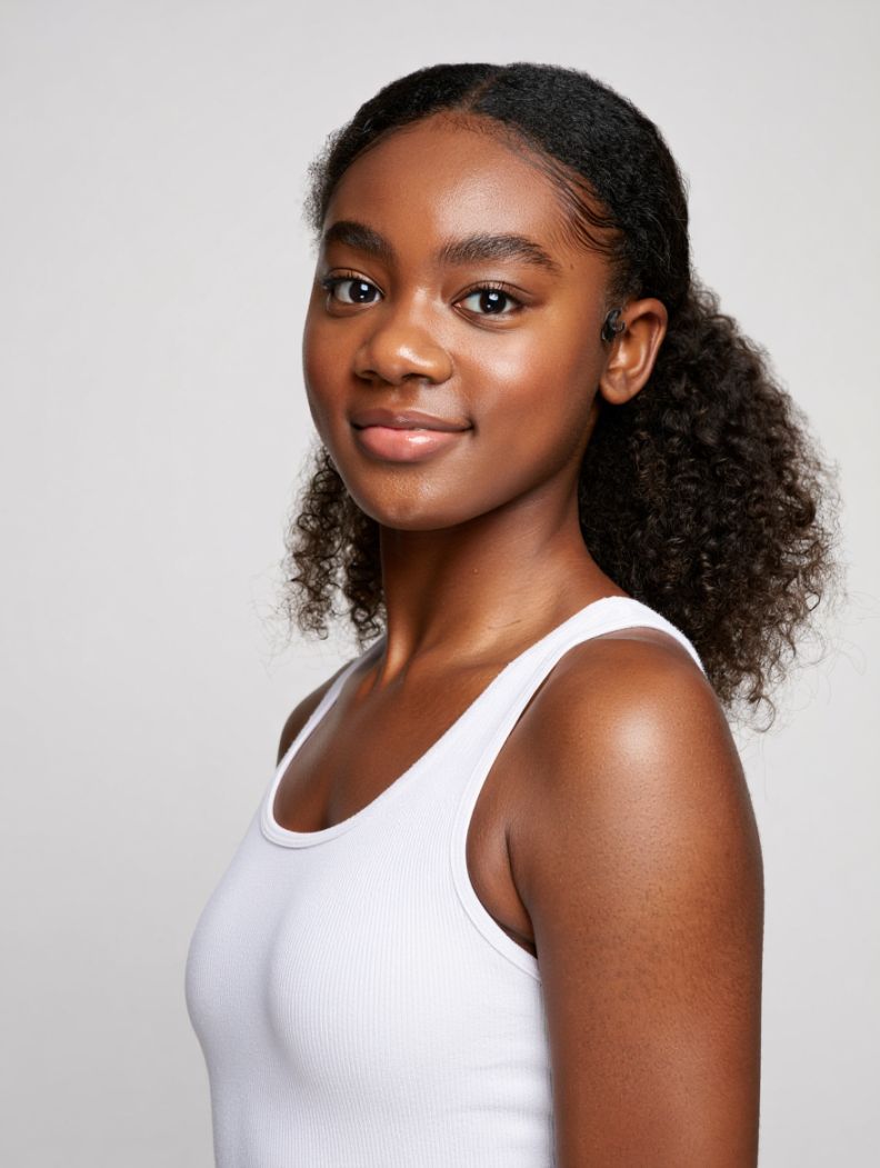 Zara — AI fashion model: Curly ponytail, radiant youthful energy