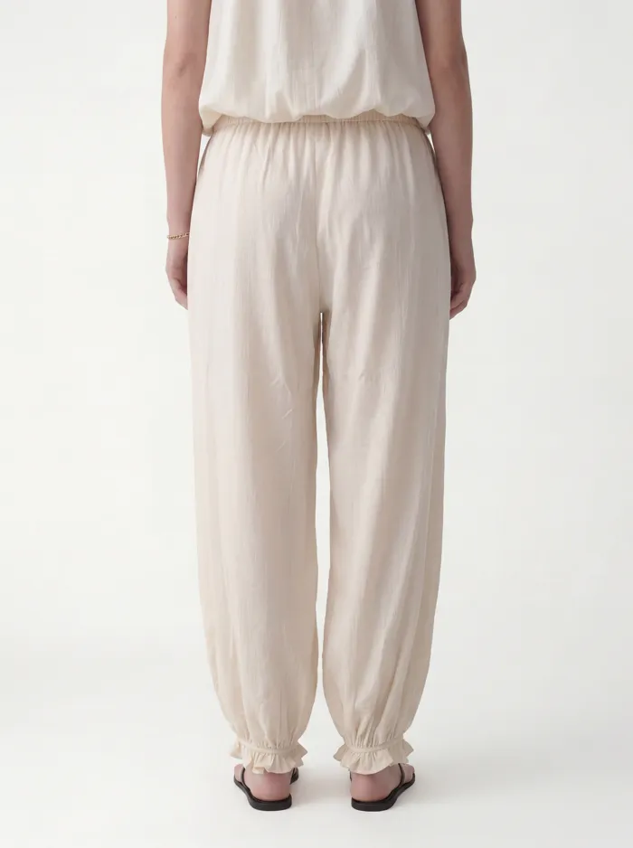 MODA AI on-model catalog output 15, generated from a flat lay, hanger, mannequin or cropped phone photo for marketplace listings